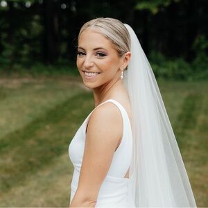 Meet your Posher, Emma